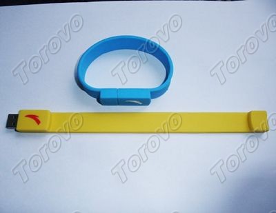 安踏廣告“中國馳名商標(biāo)”,“中國名牌產(chǎn)品”、“中國質(zhì) 安踏體育用品有限公司