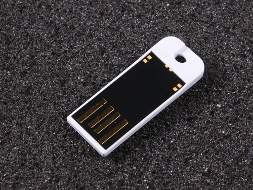 PNY虎年紀念版優盤評測