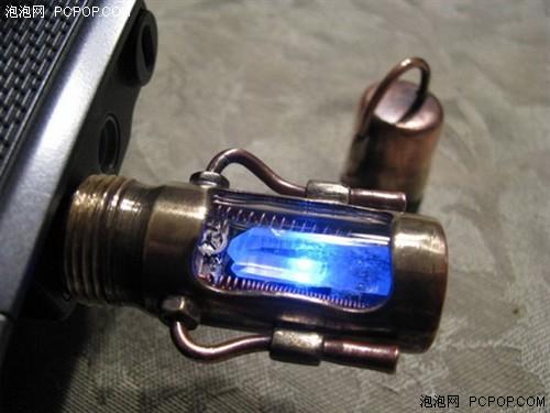 看合體神奇U盤近期六款新奇產品曝光