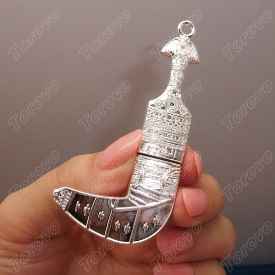 正益通酷似鐮刀形金屬U盤專業(yè)定做