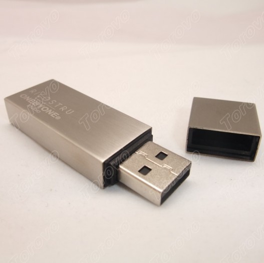 內(nèi)置塑料保護(hù)殼，外套磨沙拉絲鋼殼